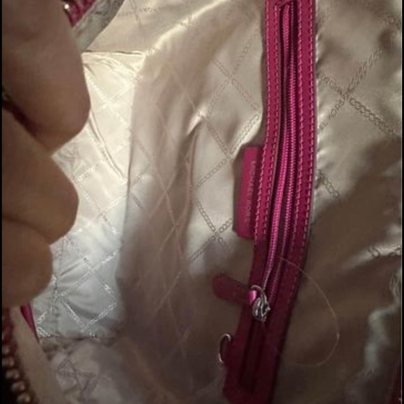 Michael Kors Handbag new condition 100% authentic - Picture 5 of 7